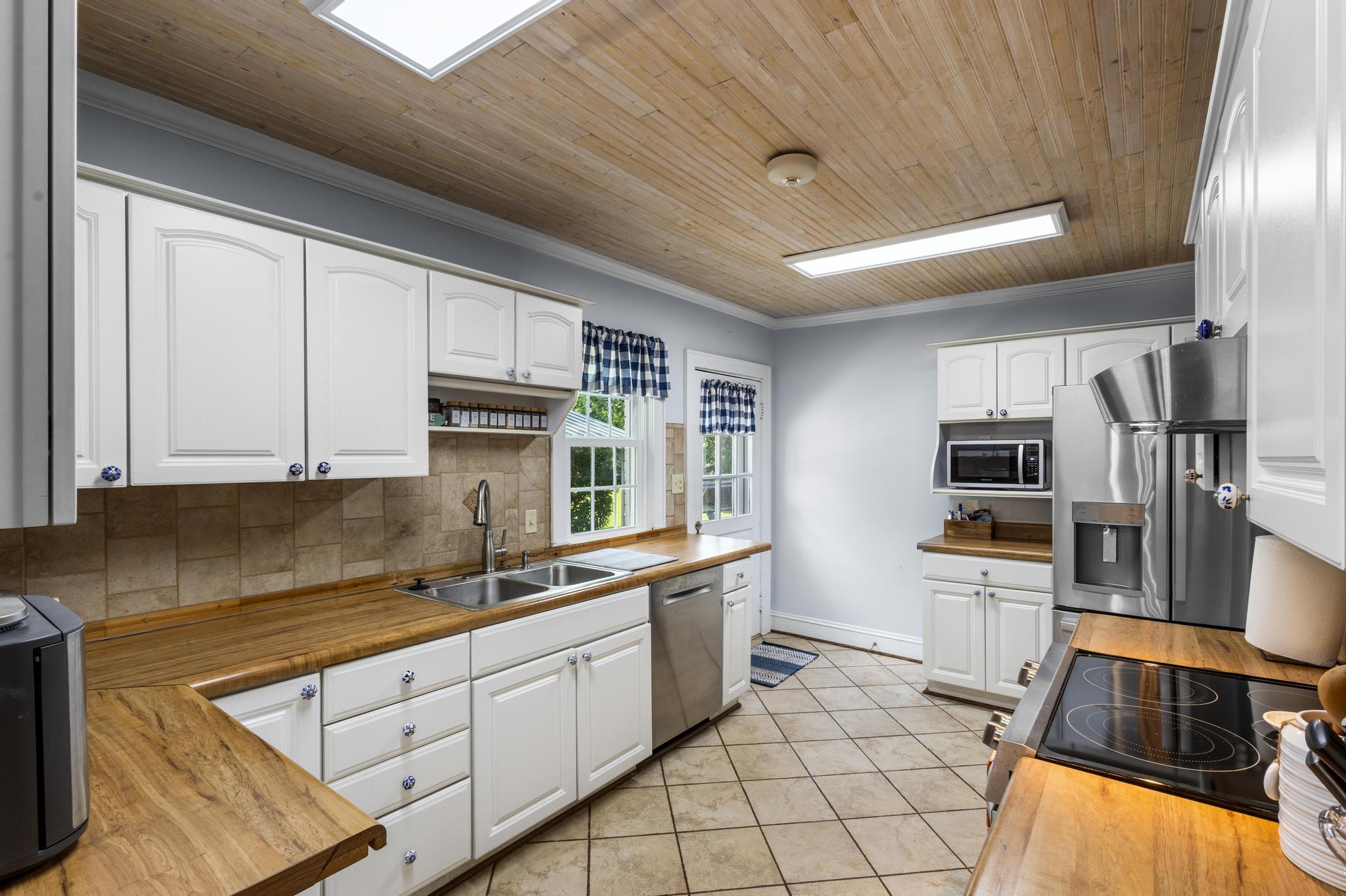 507 Roland Avenue Johnston, SC 29832 - Photo 8 of 30
