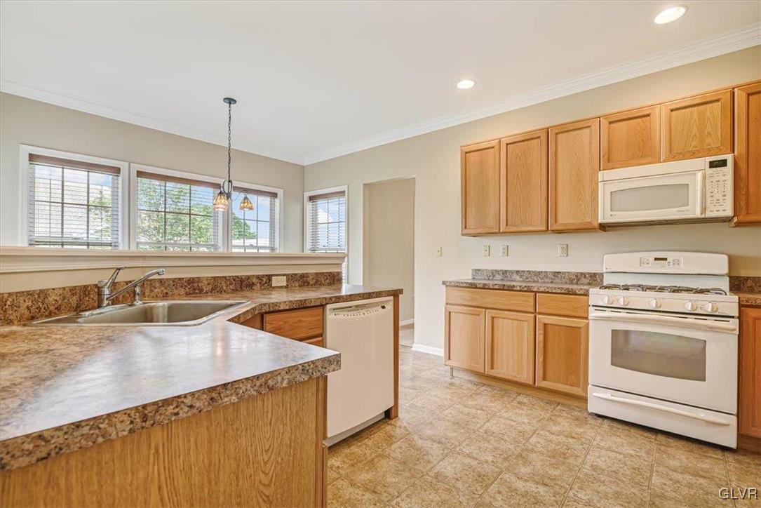 1364 Fox Ridge Easton, PA 18040 - Photo 18 of 49 Gallery Image 18