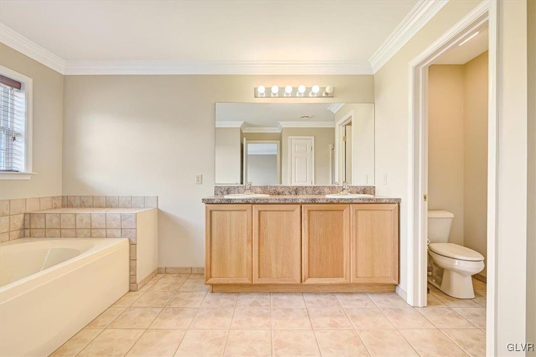 1364 Fox Ridge Easton, PA 18040 - Photo 40 of 49 Gallery Image 40