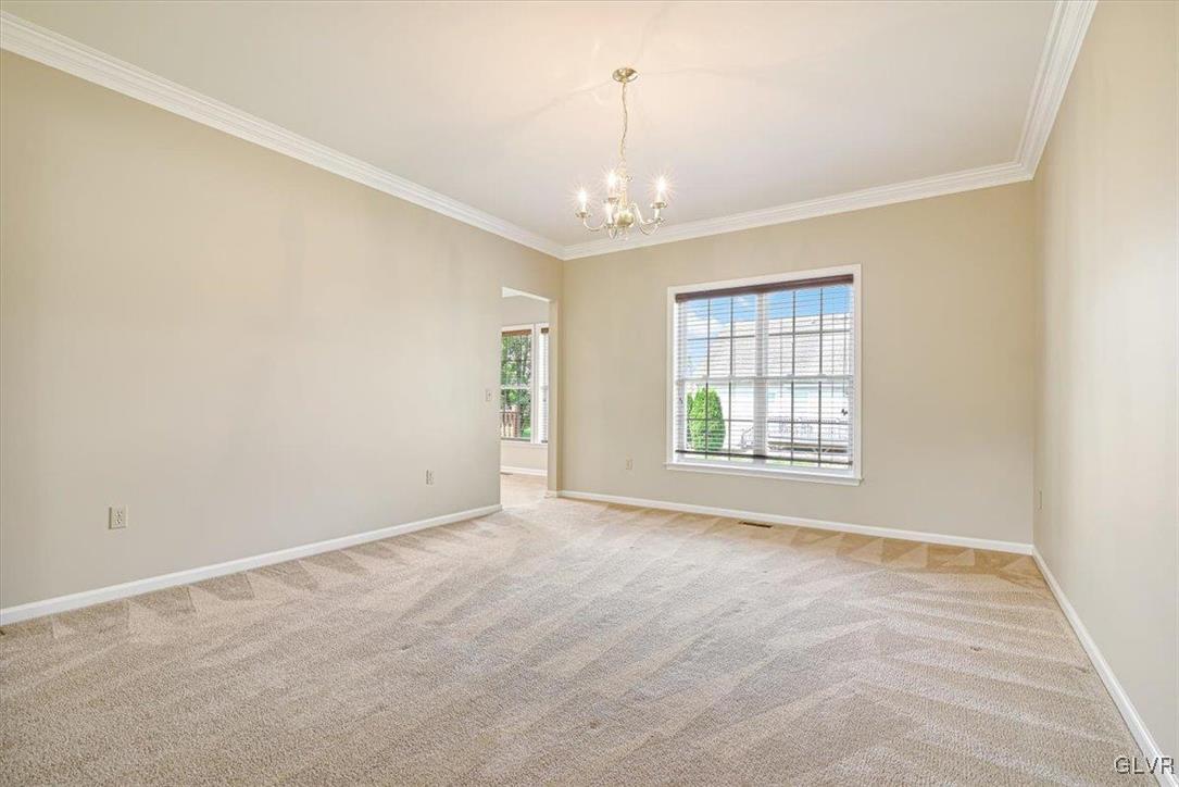 1364 Fox Ridge Easton, PA 18040 - Photo 10 of 49 Gallery Image 10