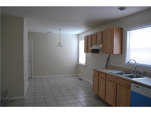 1584 Shady Lane Road Columbus, OH 43227 - Photo 6 of 11 Gallery Image 6