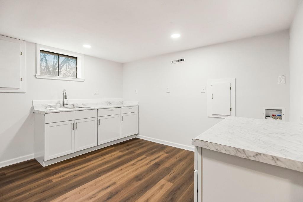 13419 Parker Avenue Grandview, MO 64030 - Photo 17 of 24