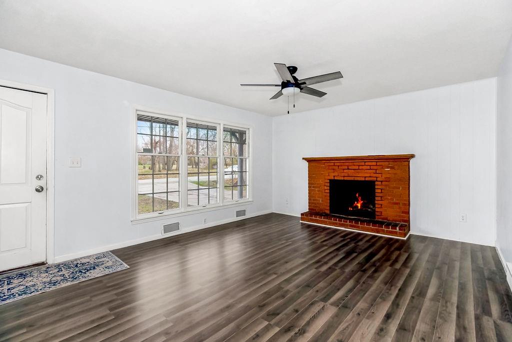 13419 Parker Avenue Grandview, MO 64030 - Photo 2 of 24