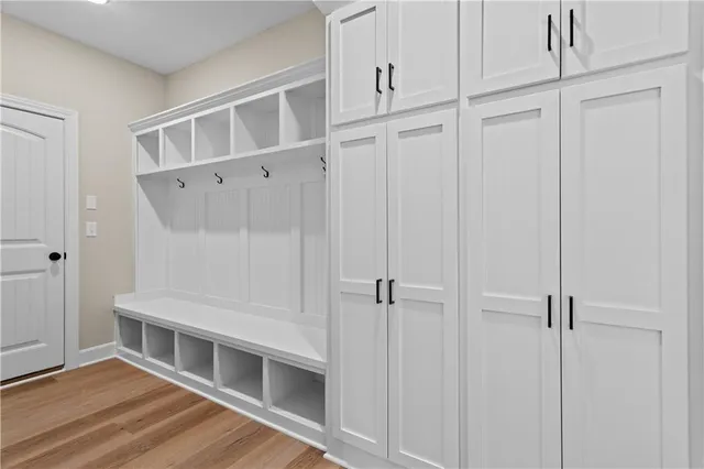 $529,900 | 2500 Windmill Drive, Platte City, MO 64079