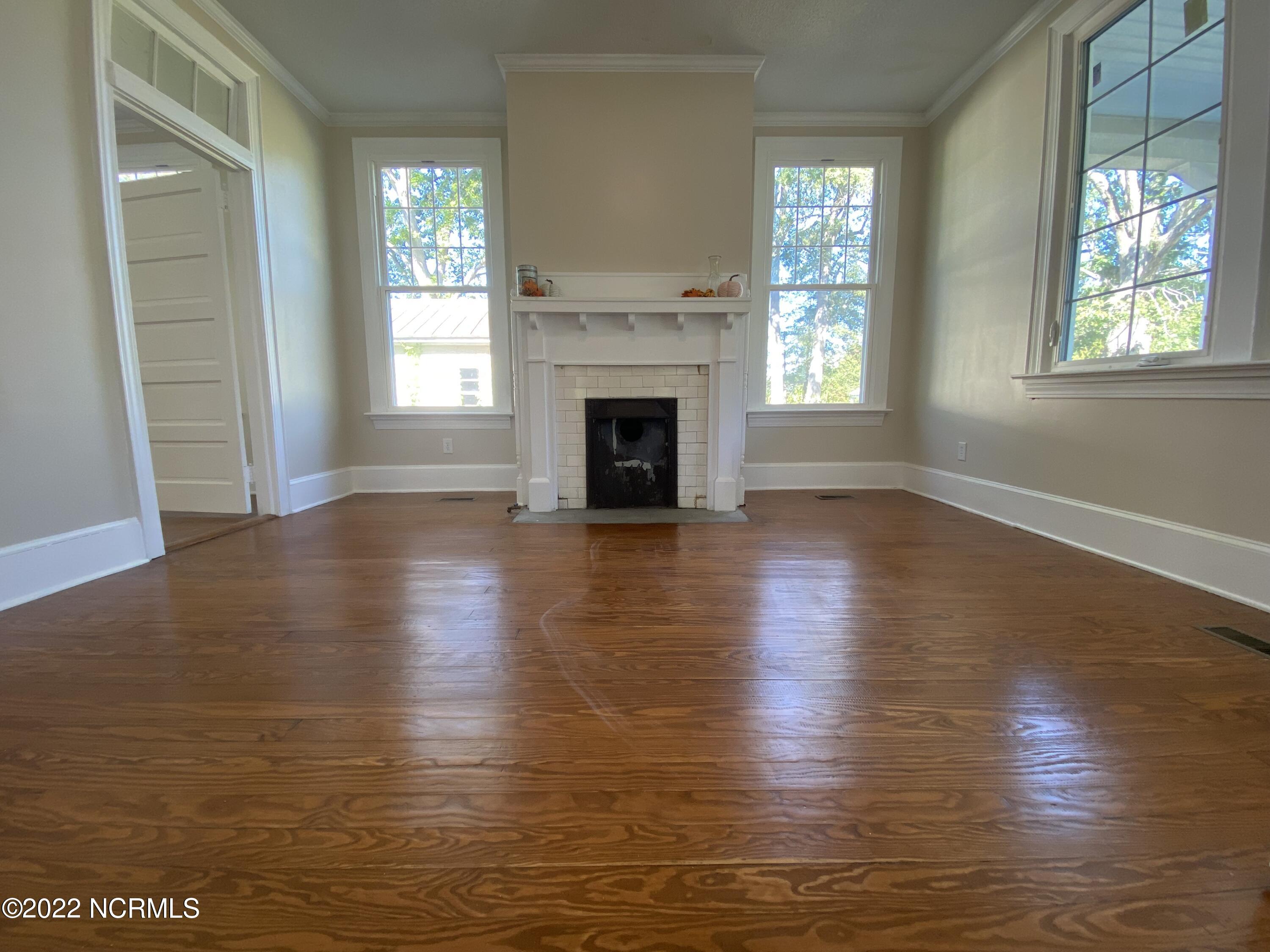 252 Fourth Street Ayden, NC 28513 - Photo 11 of 40 IMG_2868