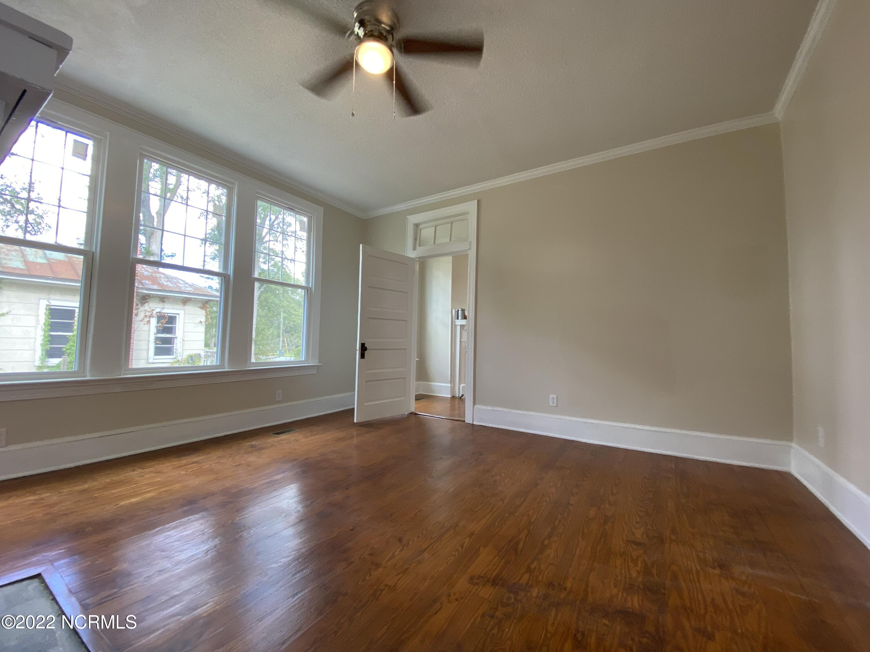 252 Fourth Street Ayden, NC 28513 - Photo 17 of 40 Master Down