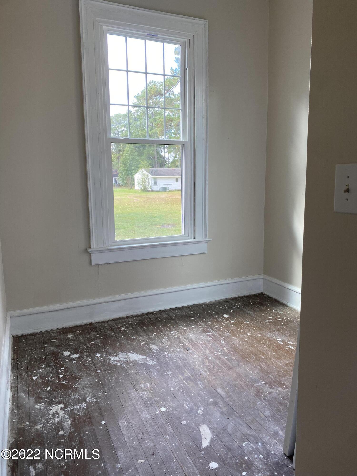 252 Fourth Street Ayden, NC 28513 - Photo 20 of 40 IMG_2820