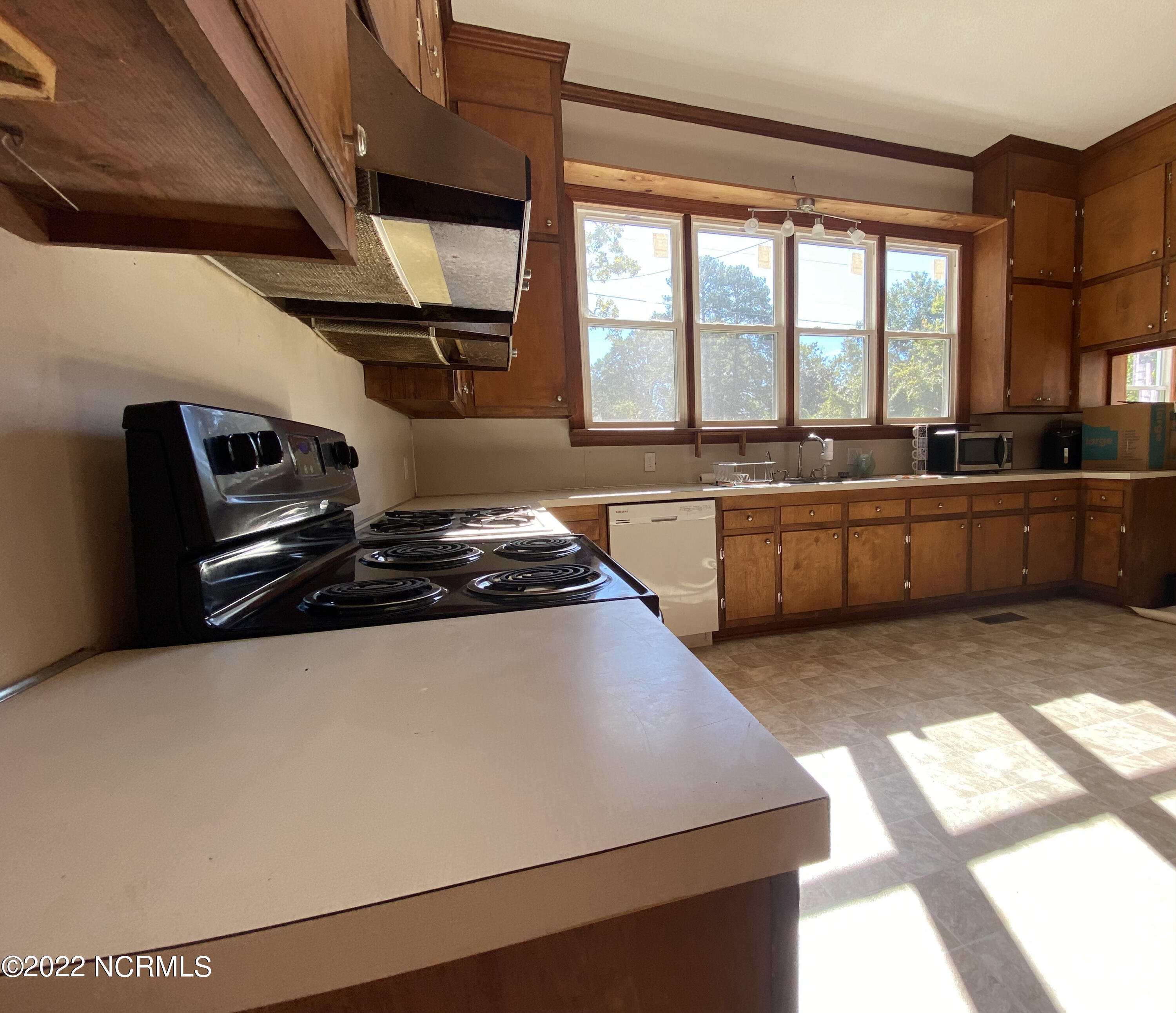 252 Fourth Street Ayden, NC 28513 - Photo 24 of 40 Kitchen