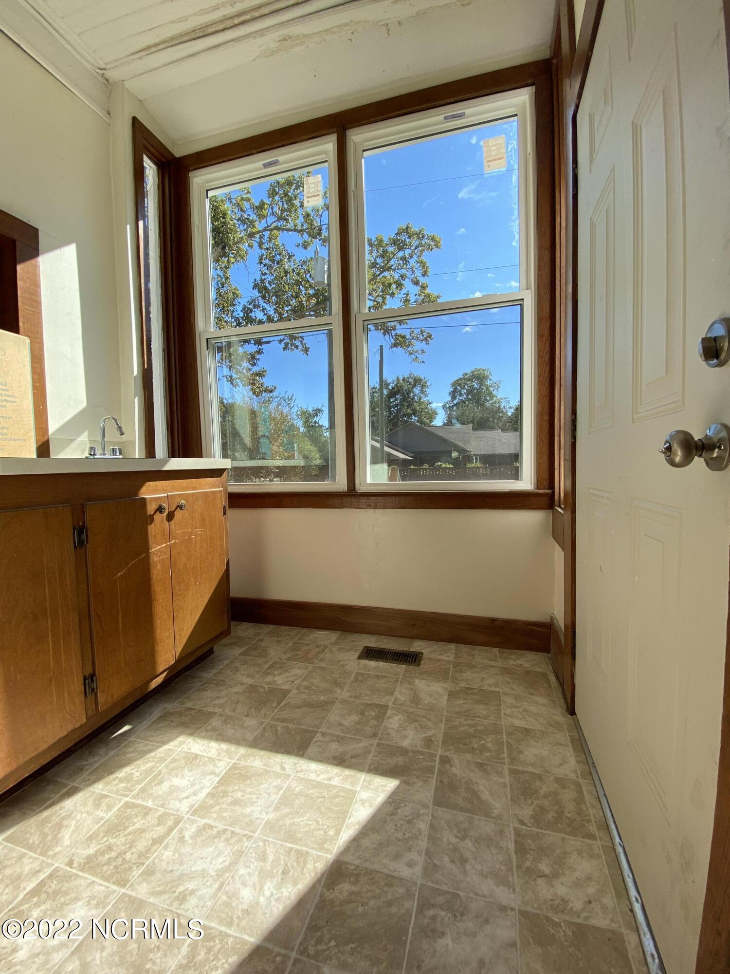 252 Fourth Street Ayden, NC 28513 - Photo 36 of 40 Utility Room