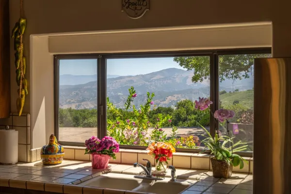 $1,595,000 | 25940 Colt Lane, Carmel Valley, CA 93924