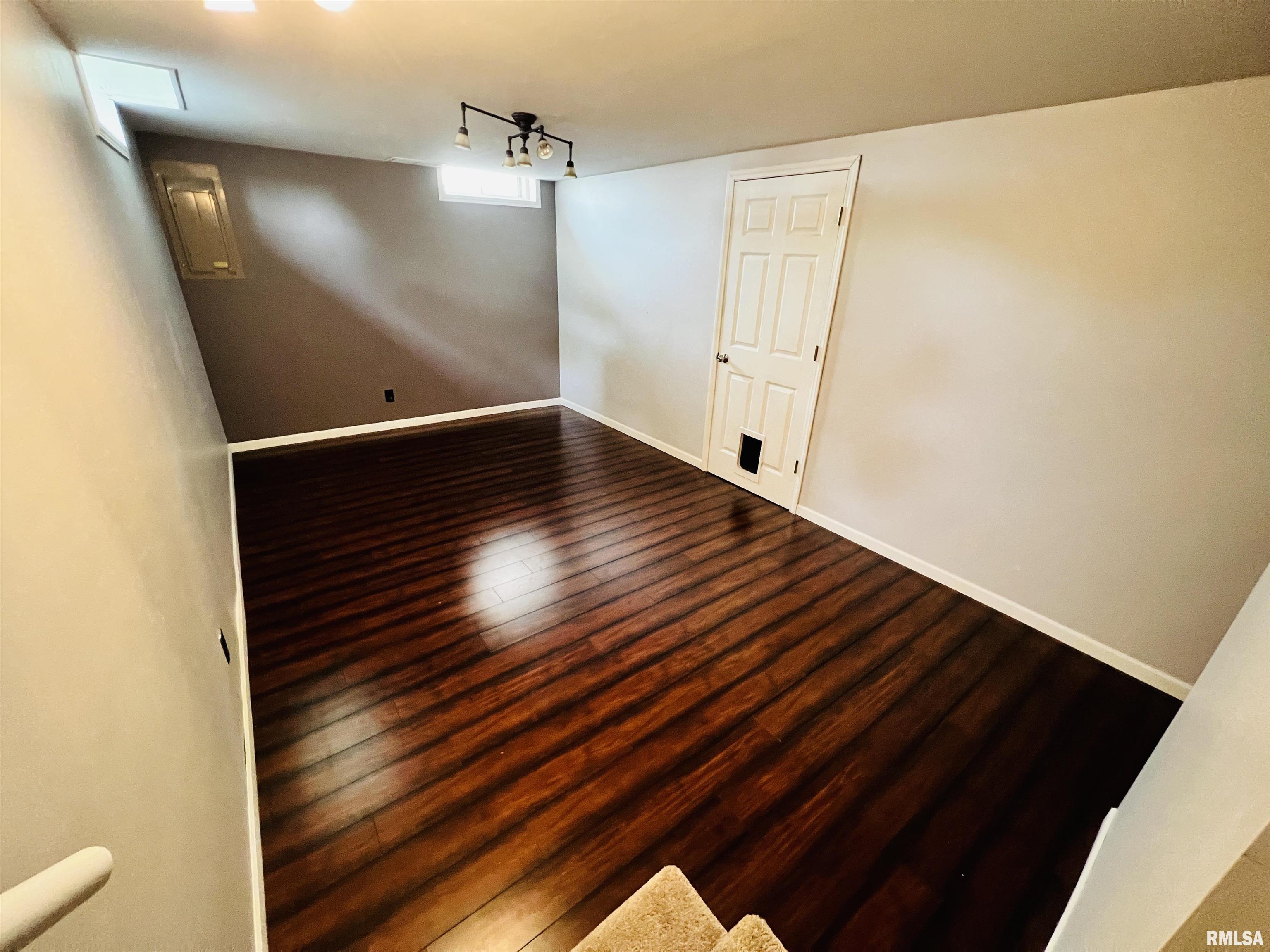 70 North Yorktown Road Macomb, IL 61455 - Photo 17 of 26 Gallery Image 17