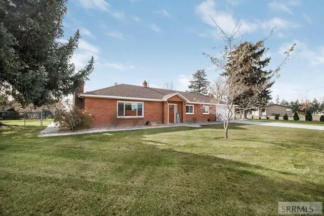 $355,000 | 931 Highway 39, Blackfoot, ID 83221
