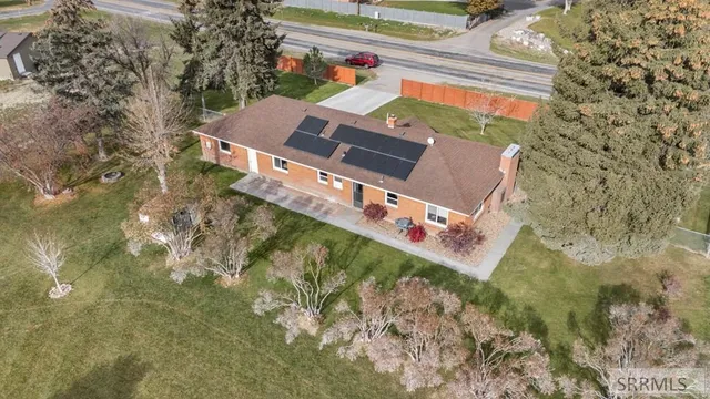 $355,000 | 931 Highway 39, Blackfoot, ID 83221