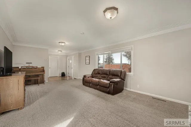 $355,000 | 931 Highway 39, Blackfoot, ID 83221