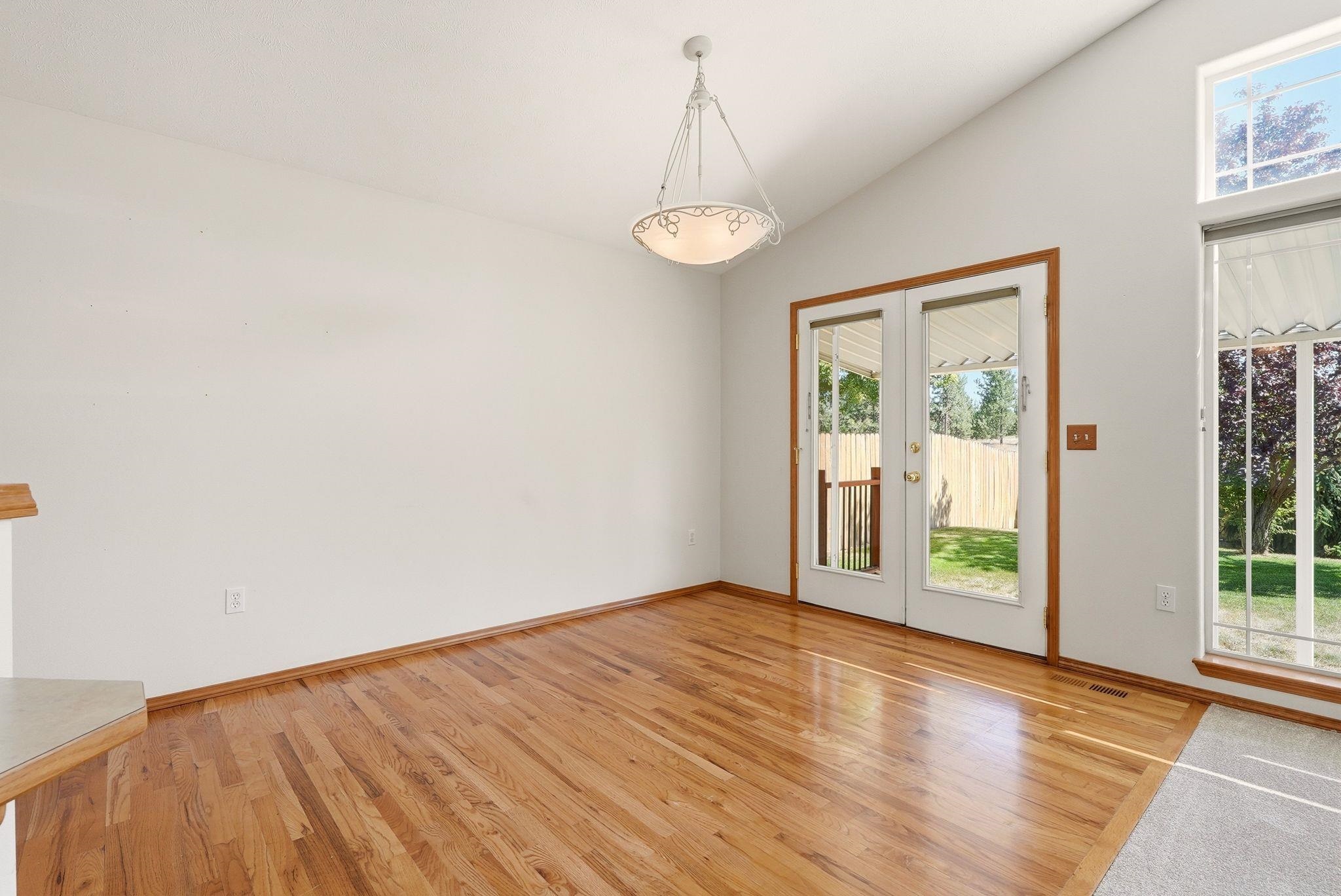 307 West Greta Lane Spokane, WA 99208 - Photo 12 of 37