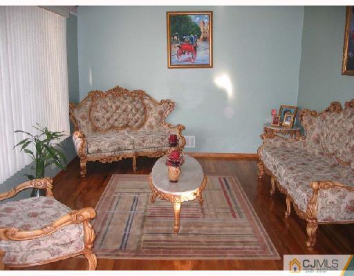 61 Albemarle Road Colonia, NJ 07067 - Photo 4 of 10 Gallery Image 4