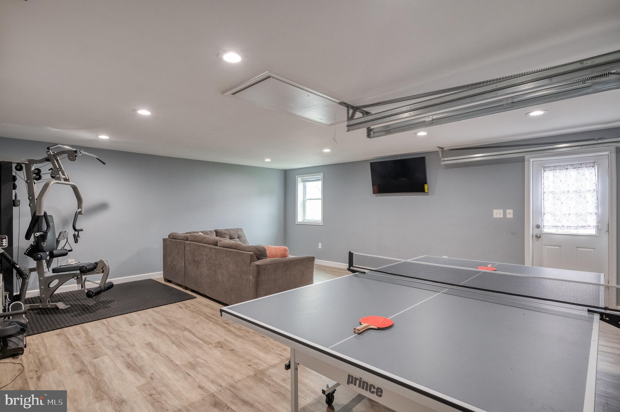 1740 Grange Road Baltimore, MD 21222 - Photo 38 of 64