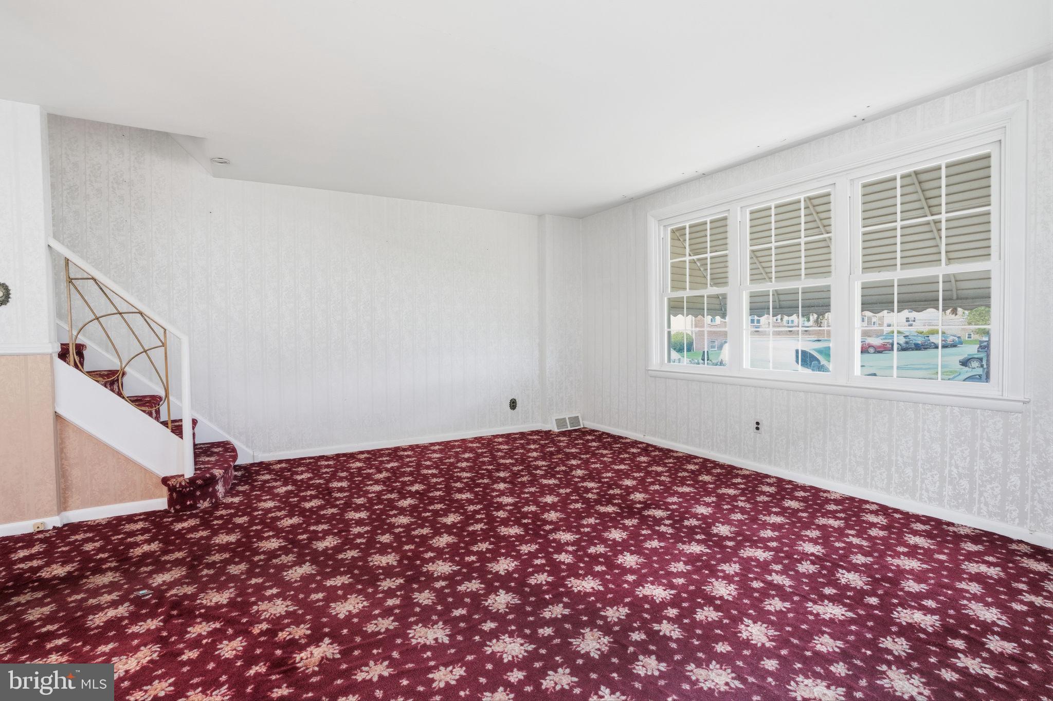 2035 Nester Street Philadelphia, PA 19115 - Photo 5 of 27 Spacious room with vintage charm.