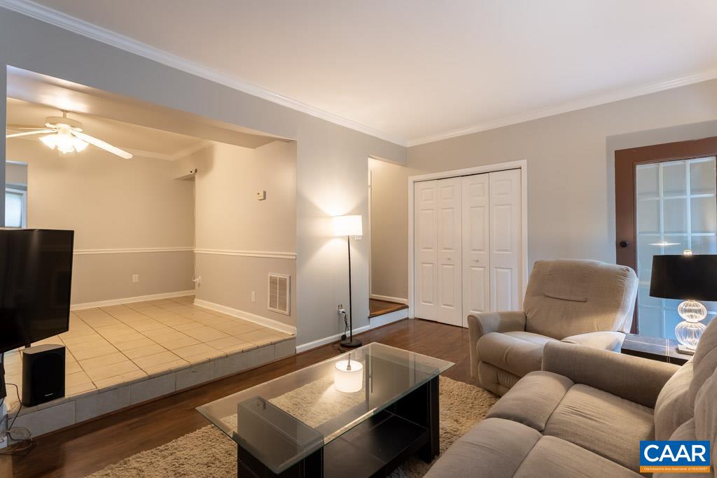 1408 Minor Ridge Court Charlottesville, VA 22901 - Photo 8 of 27 Gallery Image 8
