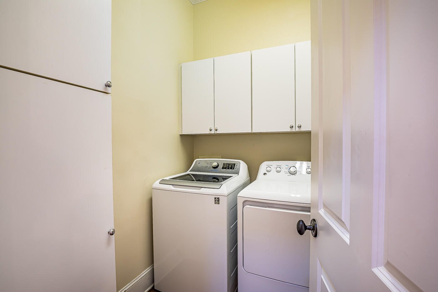 35 Park Square North Beaufort, SC 29907 - Photo 37 of 43 39 Laundry