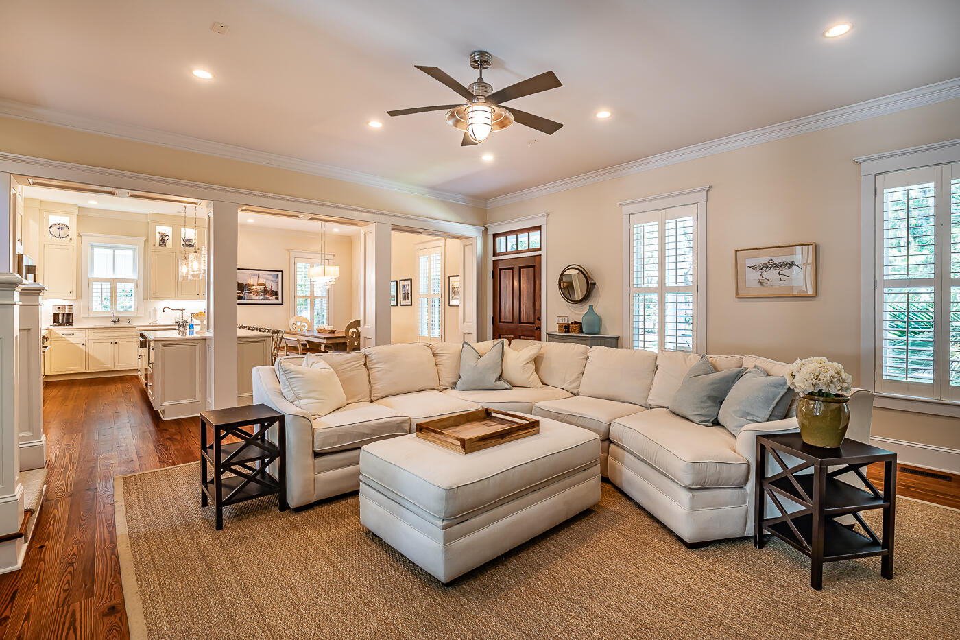 35 Park Square North Beaufort, SC 29907 - Photo 9 of 43 9 Great room