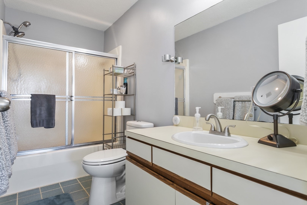 348 Rantoul Street, Unit 306 Beverly, MA 01915 - Photo 26 of 37 Gallery Image 26
