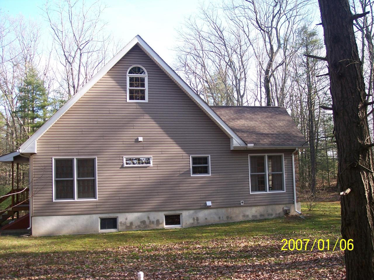 710 Sunset Road Stroudsburg, PA 18360 - Photo 4 of 15 back of house
