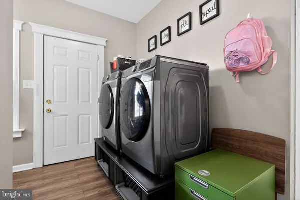 $380,000 | 20 West Pearl Street, Burlington, NJ 08016