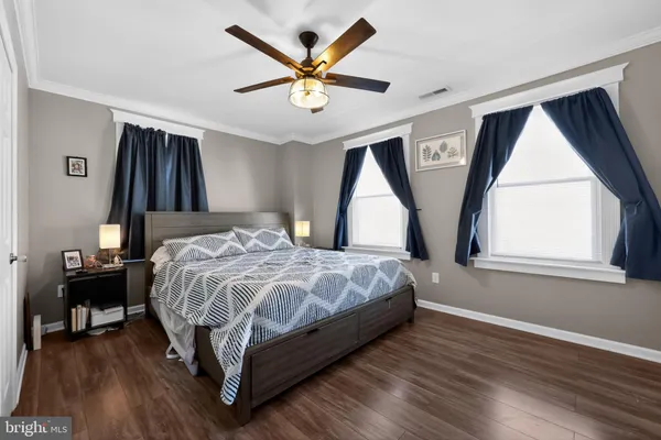 $380,000 | 20 West Pearl Street, Burlington, NJ 08016