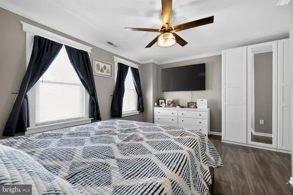 $380,000 | 20 West Pearl Street, Burlington, NJ 08016