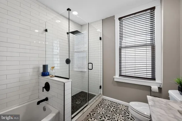 $380,000 | 20 West Pearl Street, Burlington, NJ 08016