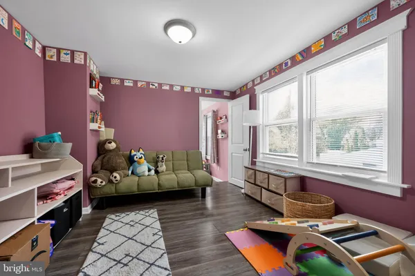 $380,000 | 20 West Pearl Street, Burlington, NJ 08016