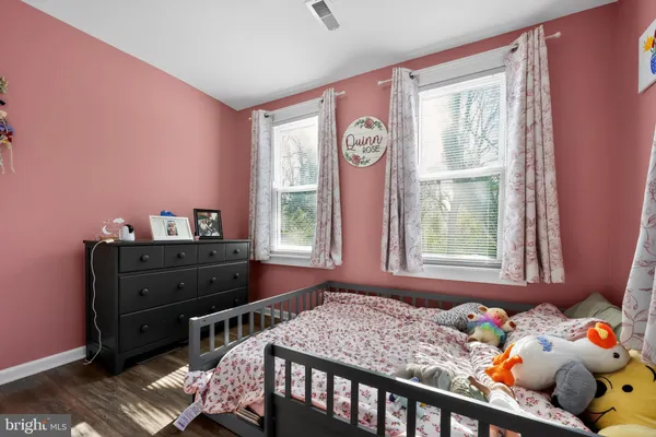 $380,000 | 20 West Pearl Street, Burlington, NJ 08016