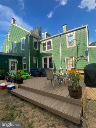 $380,000 | 20 West Pearl Street, Burlington, NJ 08016