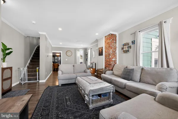 $380,000 | 20 West Pearl Street, Burlington, NJ 08016