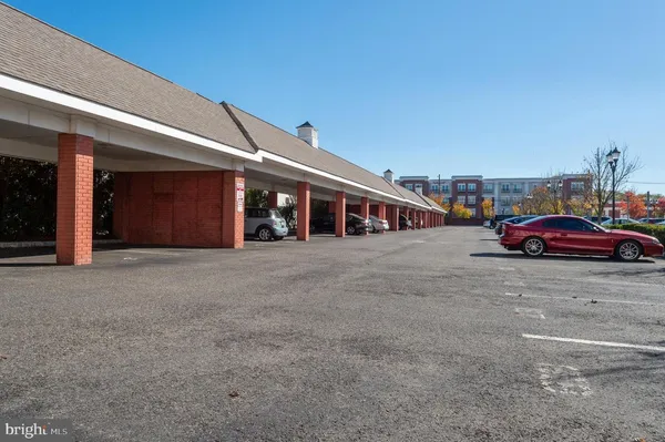 $2,850 | 2 North Commerce Square, Unit 302, Trenton, NJ 08691