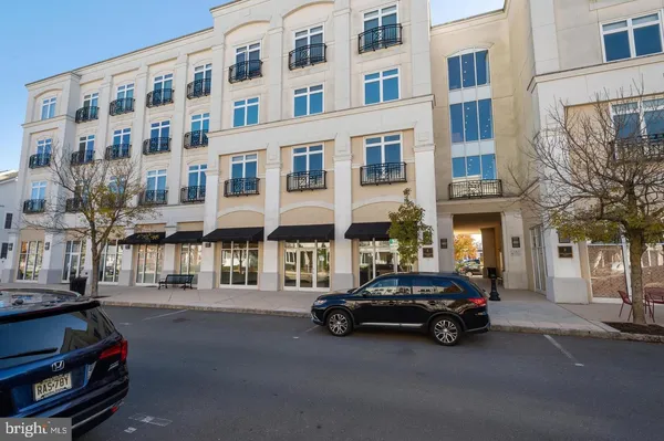 $2,850 | 2 North Commerce Square, Unit 302, Trenton, NJ 08691