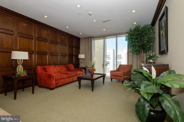 $2,850 | 2 North Commerce Square, Unit 302, Trenton, NJ 08691