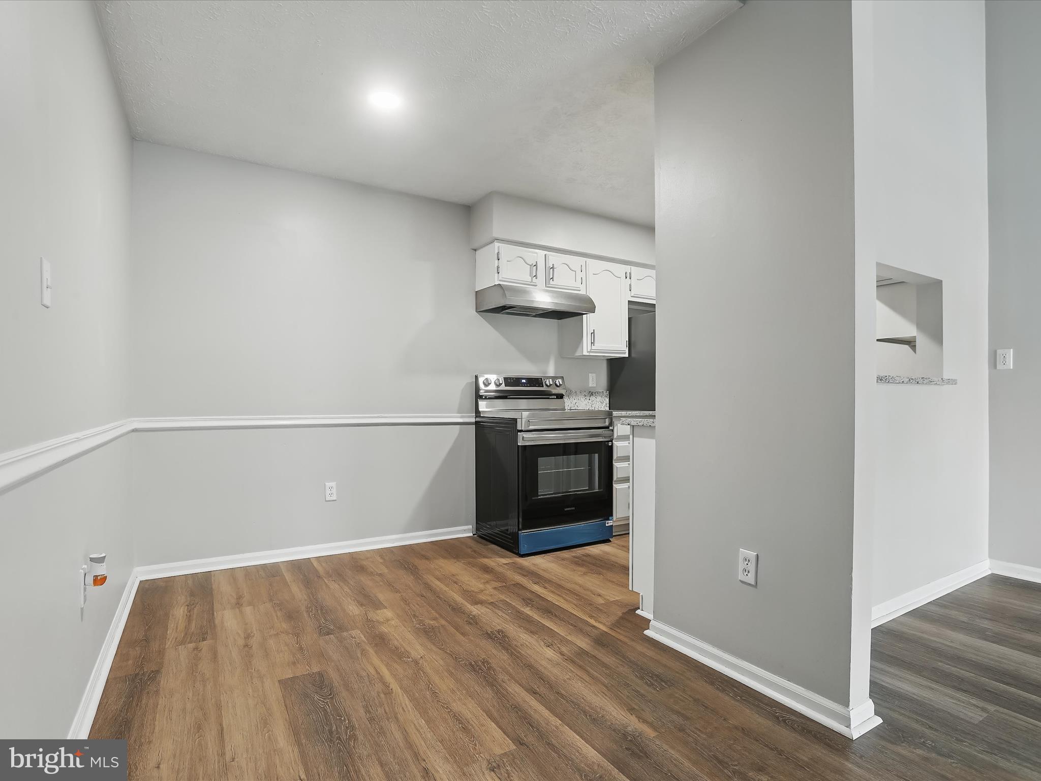 6435 Greenfield Road, Unit 1210 Elkridge, MD 21075 - Photo 12 of 30 Dining Area