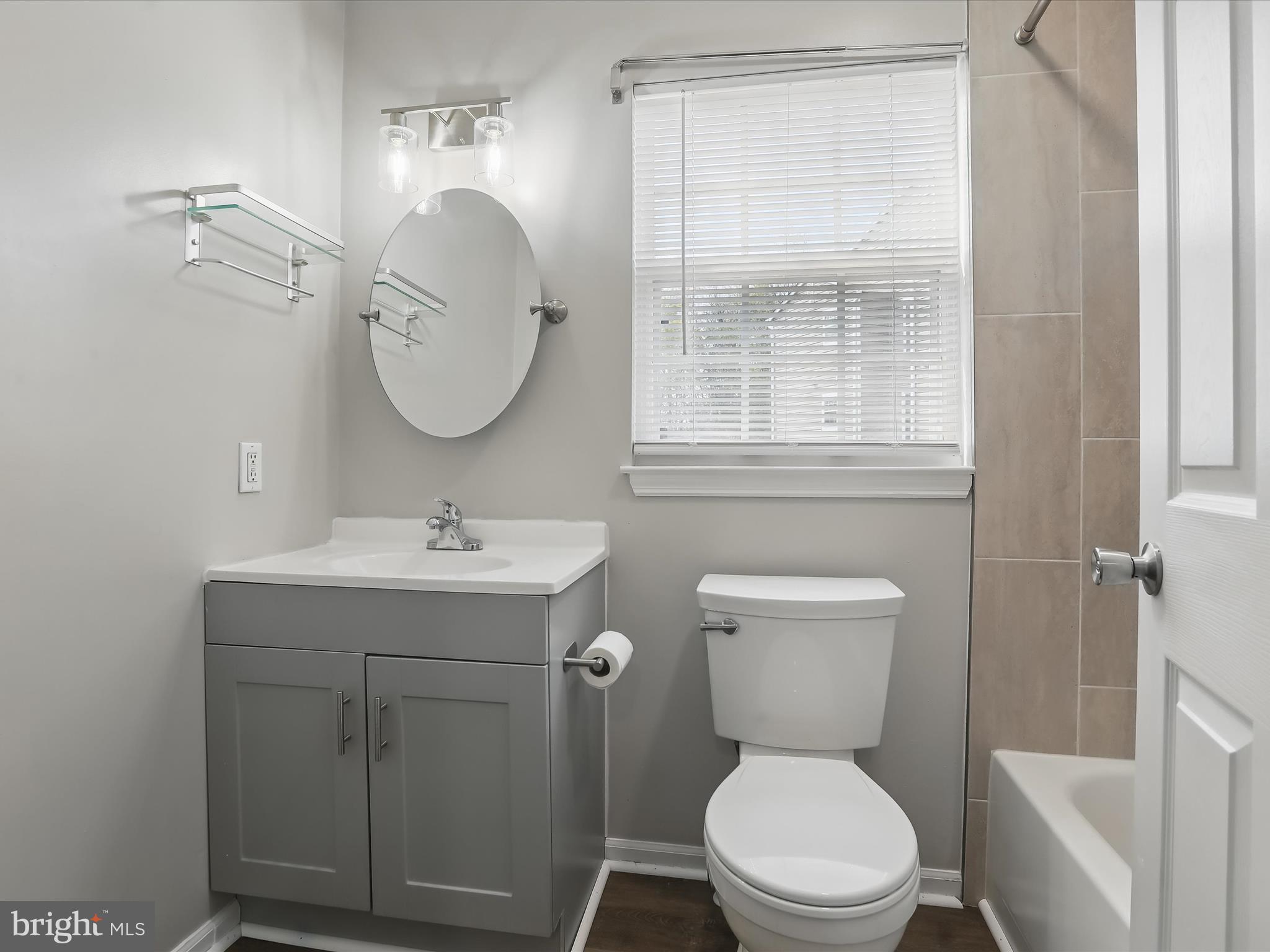 6435 Greenfield Road, Unit 1210 Elkridge, MD 21075 - Photo 19 of 30 Full Bath