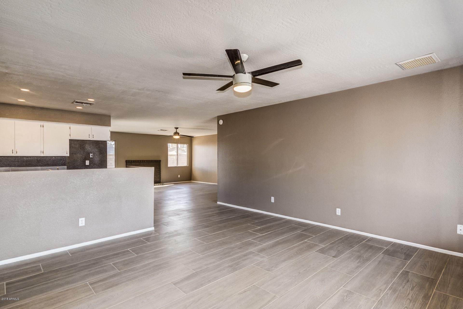 7227 West Hatcher Road Peoria, AZ 85345 - Photo 11 of 21 0005-Hatcher (4)