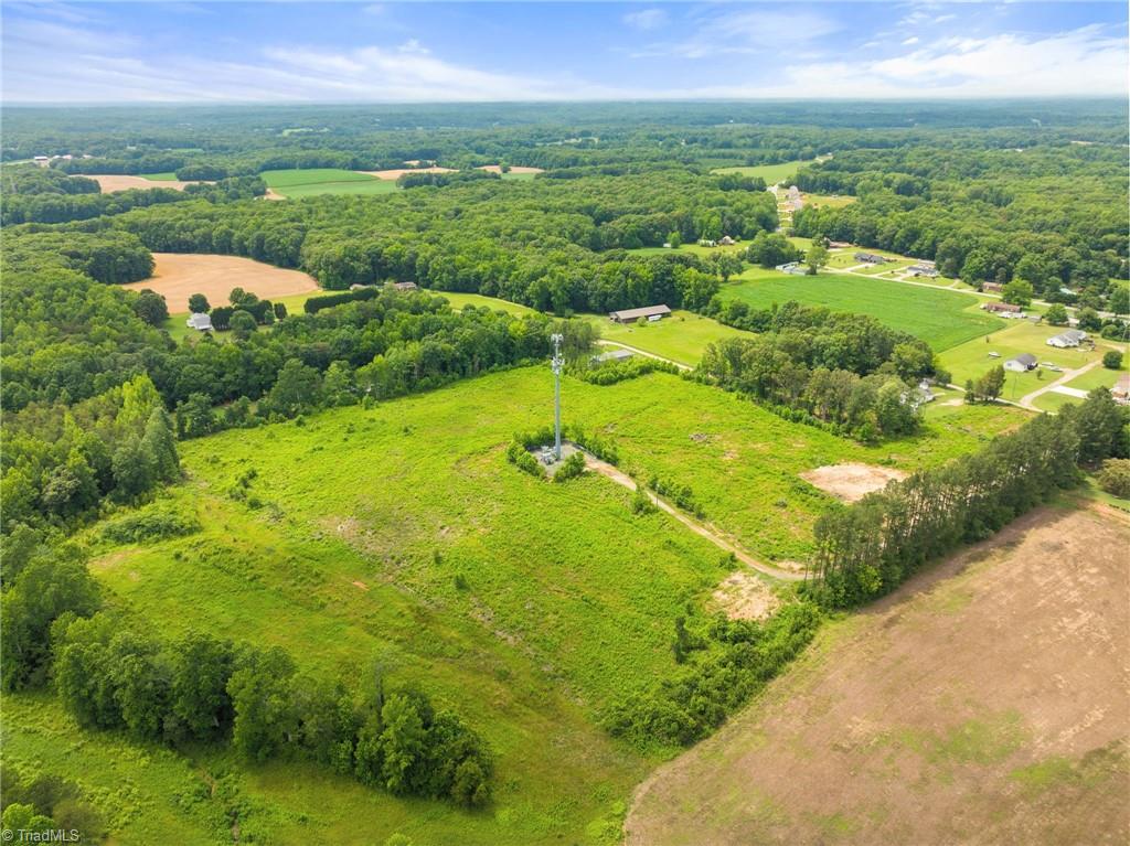 185 Chestnut Grove Church Road Lexington, NC 27295 - Photo 8 of 17 Gallery Image 8