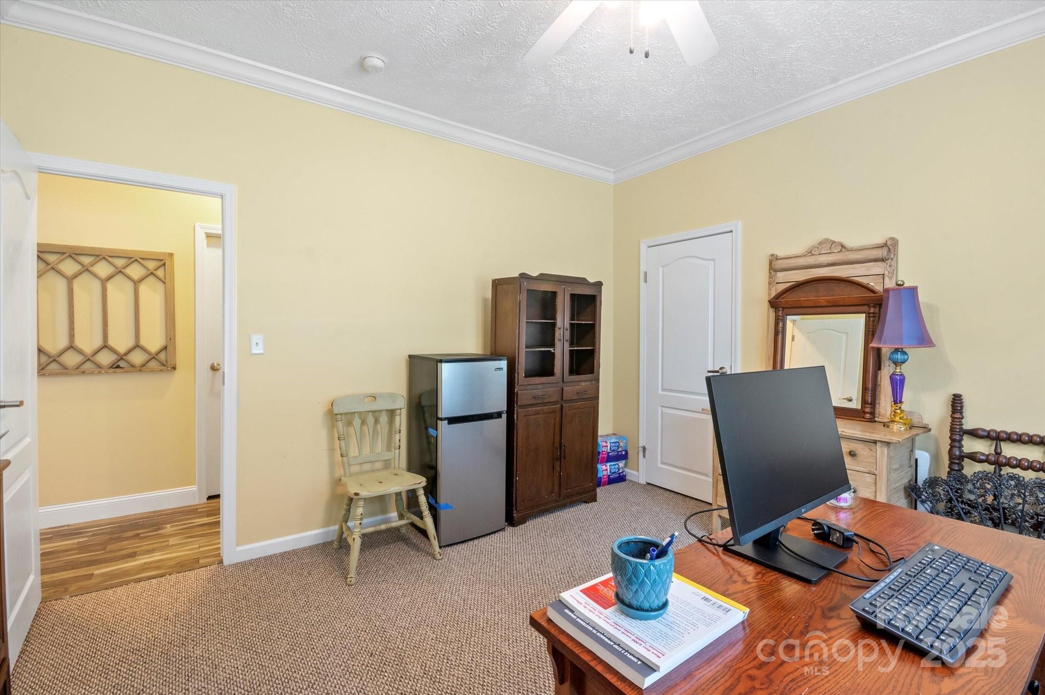 142 Pinners Cove Road Asheville, NC 28803 - Photo 19 of 37 Gallery Image 19