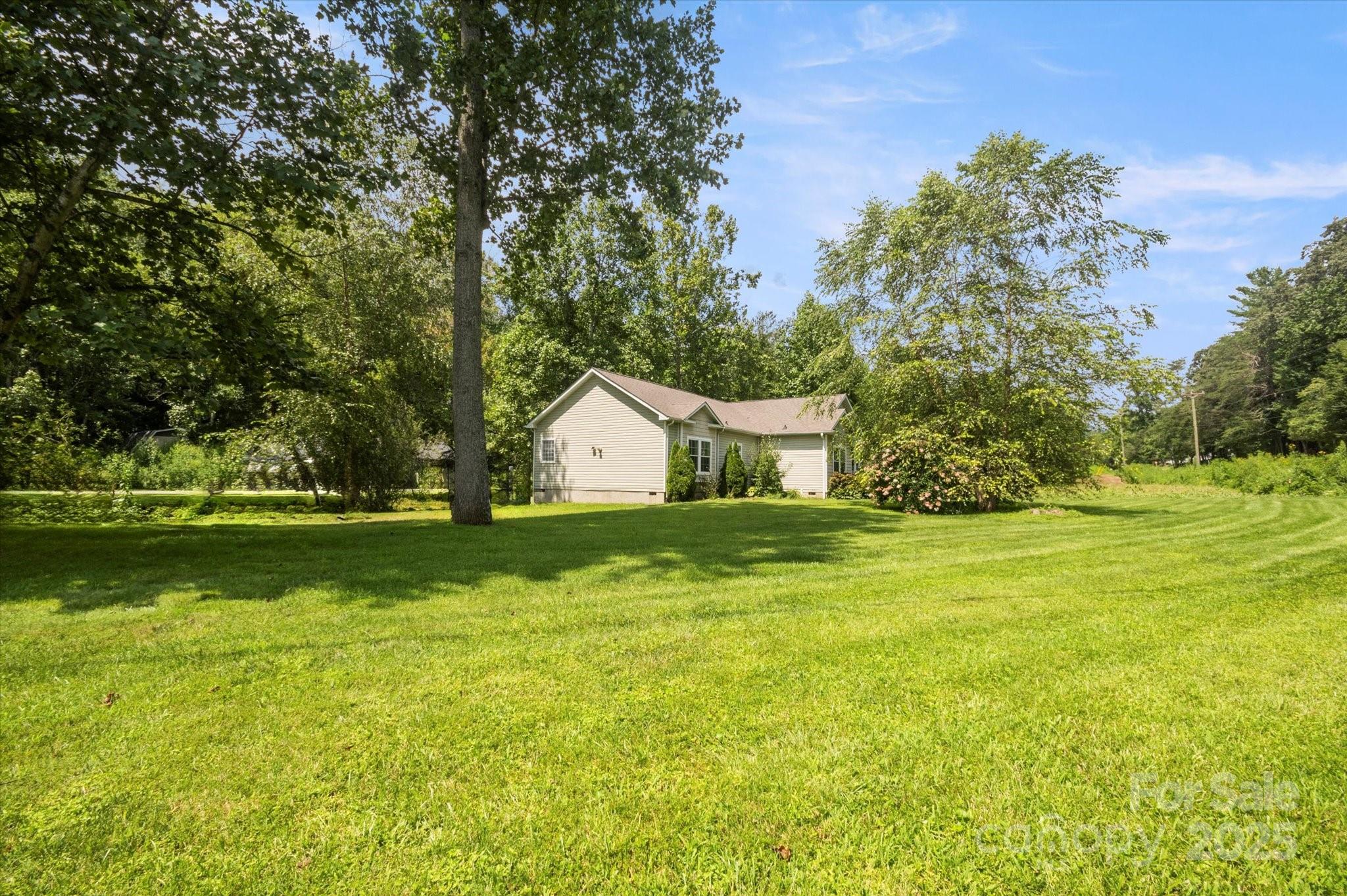 142 Pinners Cove Road Asheville, NC 28803 - Photo 36 of 37 Gallery Image 36