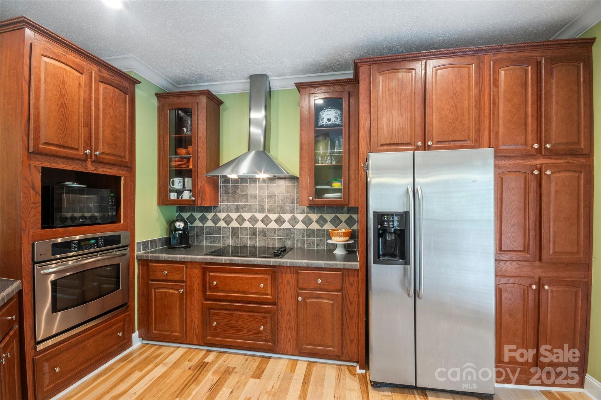 142 Pinners Cove Road Asheville, NC 28803 - Photo 6 of 37 Gallery Image 6