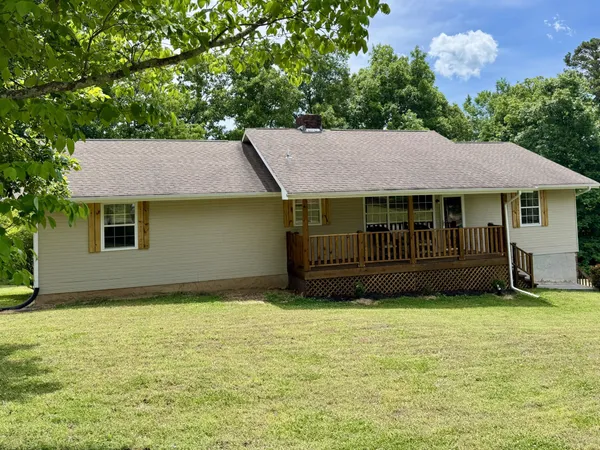 $359,900 | 9814 Lakeside Road, Harrison, TN 37341