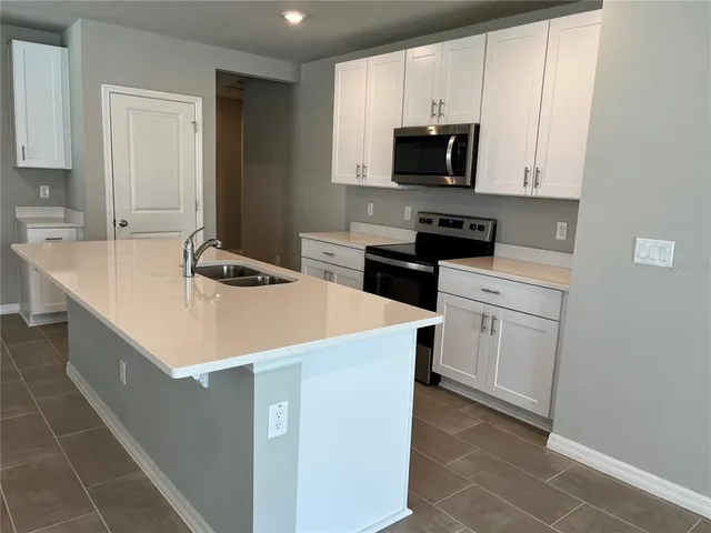 $2,295 | 34823 Telluride Lane, Zephyrhills, FL 33541