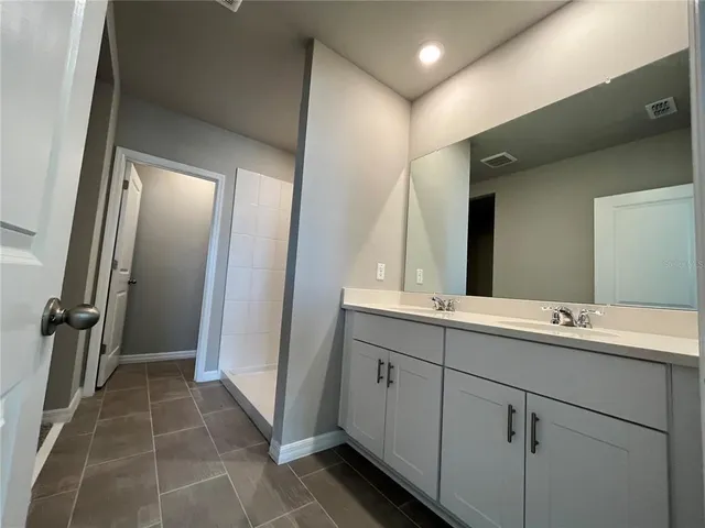 $2,295 | 34823 Telluride Lane, Zephyrhills, FL 33541