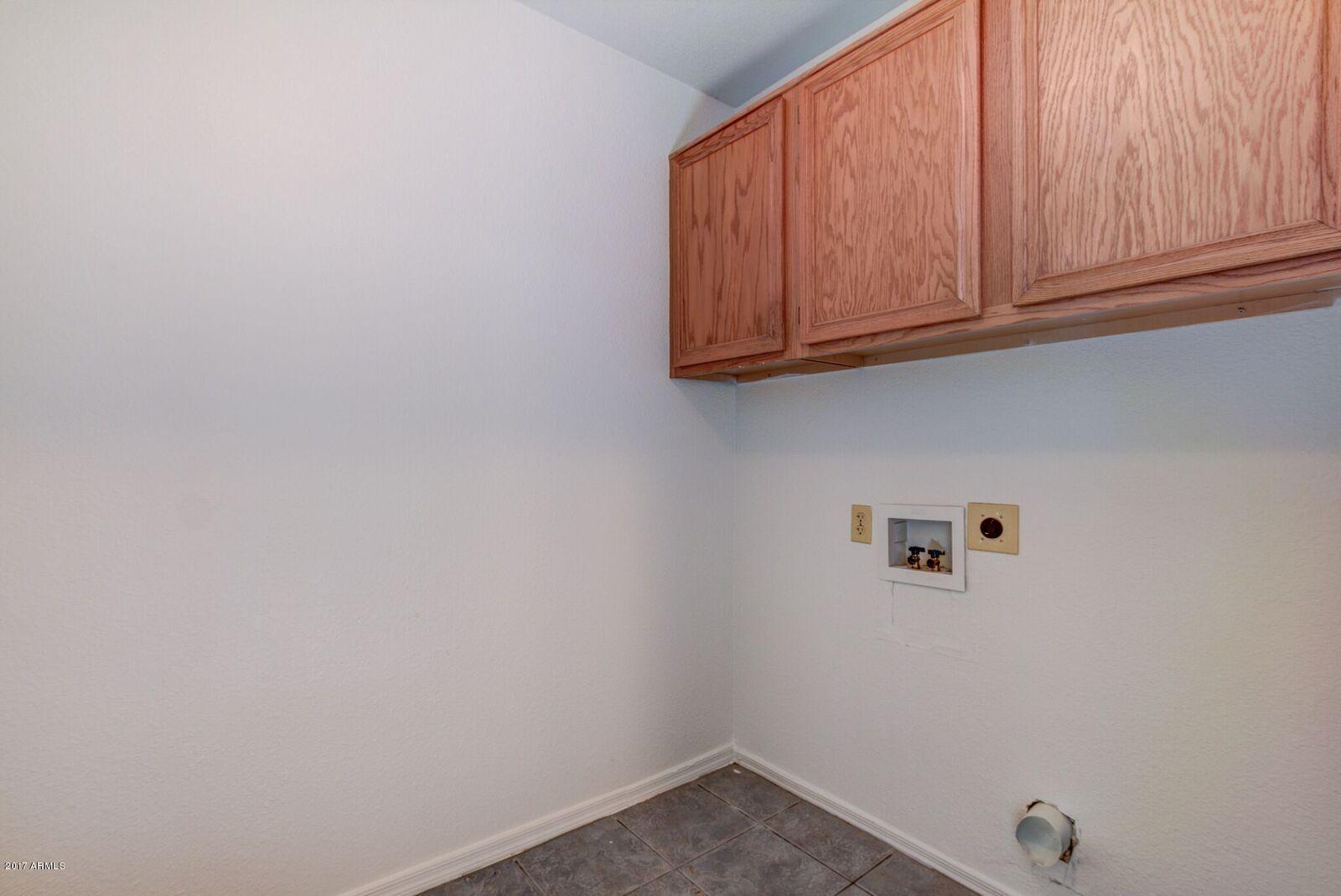 505 North Merrill Road Mesa, AZ 85207 - Photo 13 of 23 Merrill laundry2