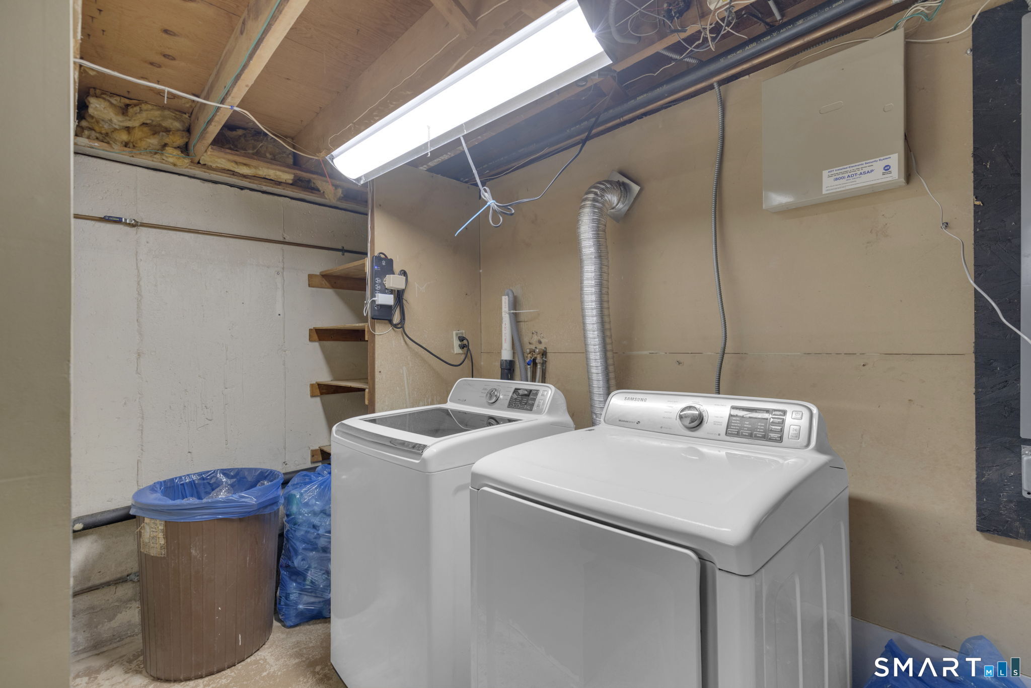 102 Wayne Lane Meriden, CT 06450 - Photo 23 of 36 a utility room with dryer and washer